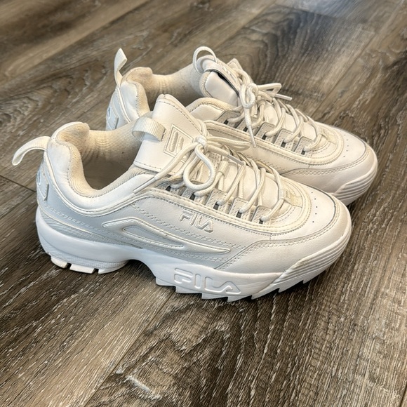 White fila women’s shoes size 7 - Picture 2 of 6